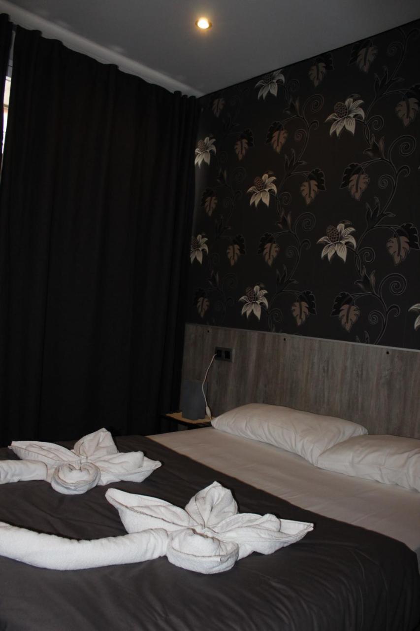 Bcn Condal Hostal Barcelona Exteriör bild