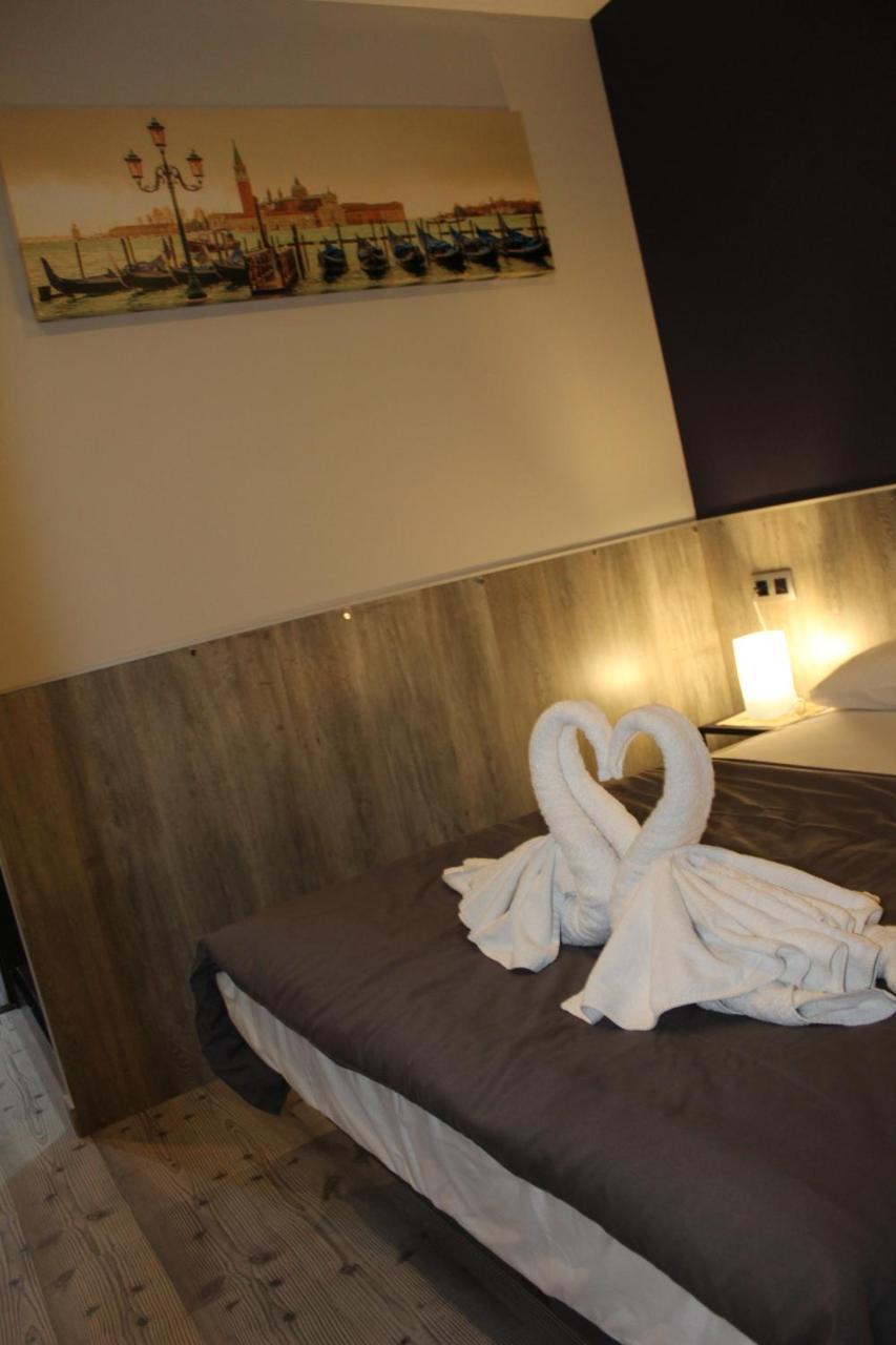 Bcn Condal Hostal Barcelona Exteriör bild