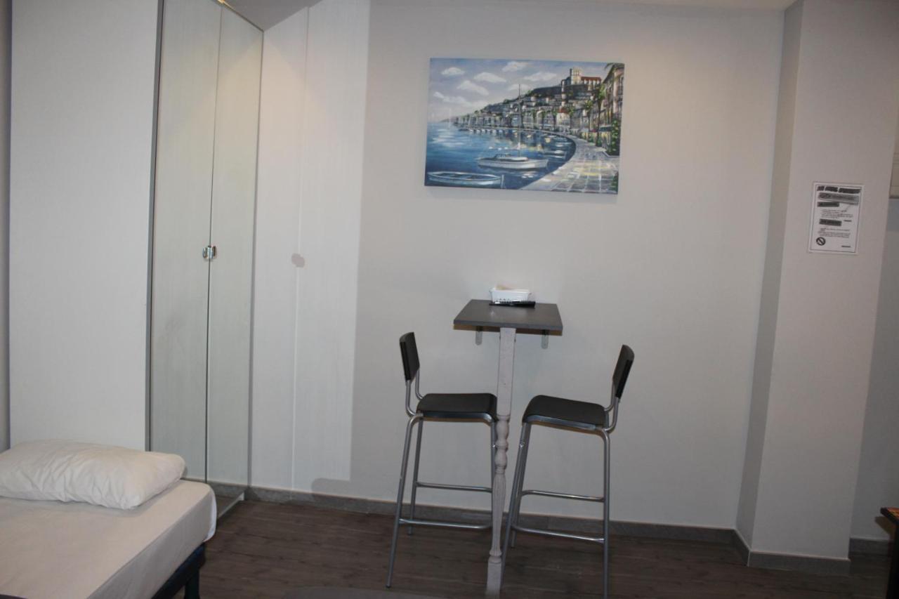 Bcn Condal Hostal Barcelona Exteriör bild